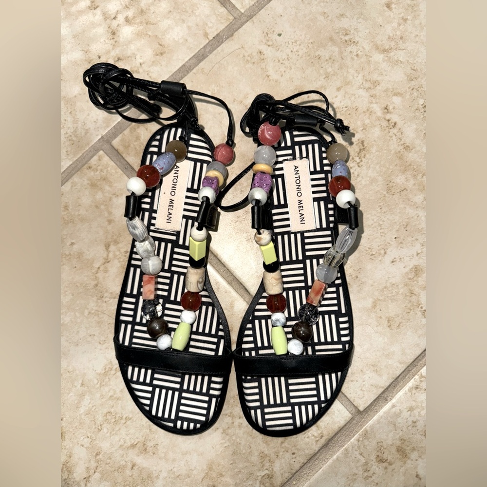 NWOT Antonio Melani Sandals Size 6